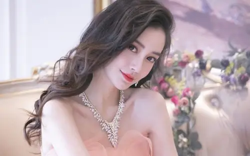 angelababy肉色纱裙图片-美女壁纸-高清美女图片-第3图-娟娟壁纸