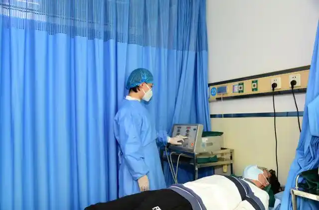 10月24日,济宁市第一人民医院率先在总院区心内科,针灸理疗科两个科室