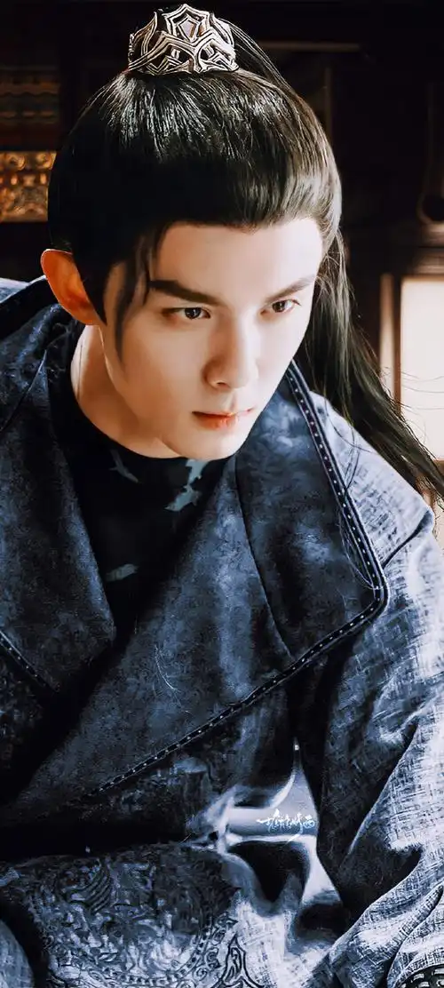 吴磊在暴雪时分