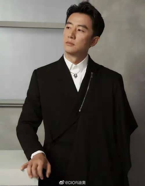 迪奥品牌大使黄轩
