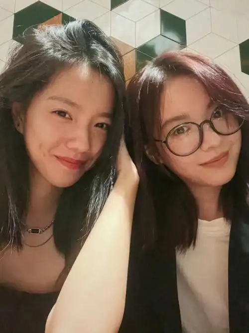 庄达菲李庚希友情