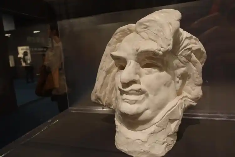 58:[展厅实录]罗丹回顾展(中)加莱义民,地狱之门,巴尔扎克像-喜马拉雅