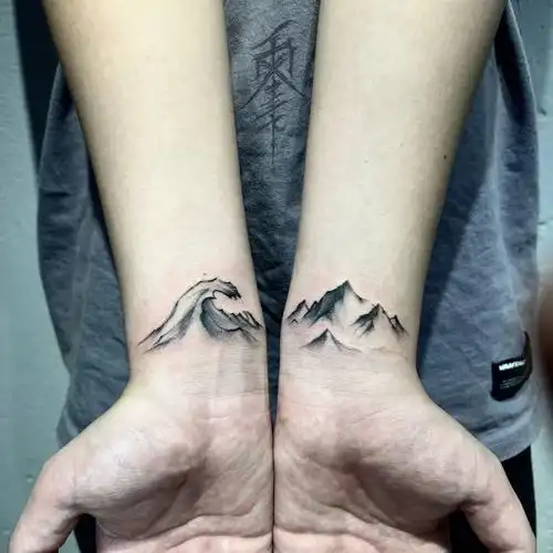 手腕纹身丨山水纹身丨情侣纹身丨郑州纹身