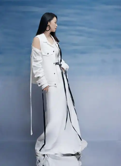 谭维维| 92#乘风破浪#初舞台原创新歌《但求疼》首唱,期待更多精彩