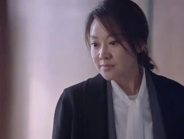 闫妮在《突围》里扮演的石红杏这个角色.