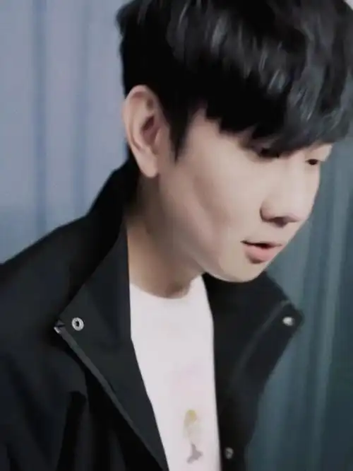 这脸这状态,谁能看出这是41岁的人?#林俊杰  #林俊杰演唱会  #jj20