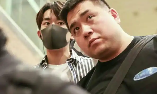 原创胖虎为易烊千玺宣传新剧结果却宣泄不满配图恶搞不怕扣工资吗