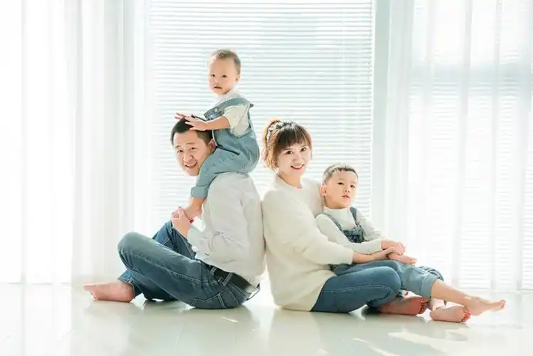 四口之家,幸福的一家