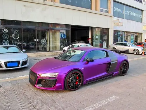 新款奥迪r8改装regula包围轮毂碳纤内饰 专业改装奥迪店家