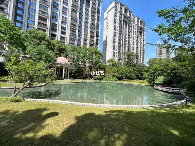 中海紫御豪庭二期单价127万246平