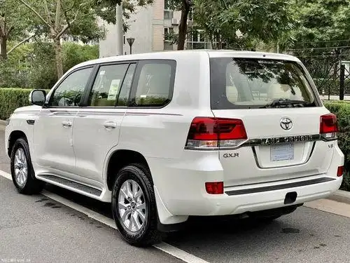 丰田霸道v8多少钱