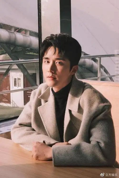 疑似张新成李兰迪游泰国正脸照曝光 此前二人被传恋情|张新成|李兰迪