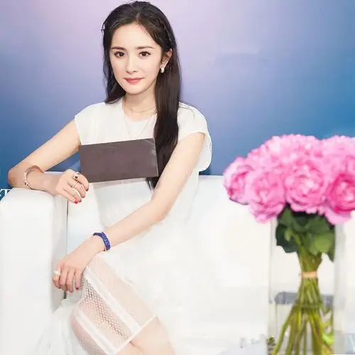 欧艺名品 2020春夏新款 杨幂抖音同款白裙 镂空蕾丝连衣裙仙女裙