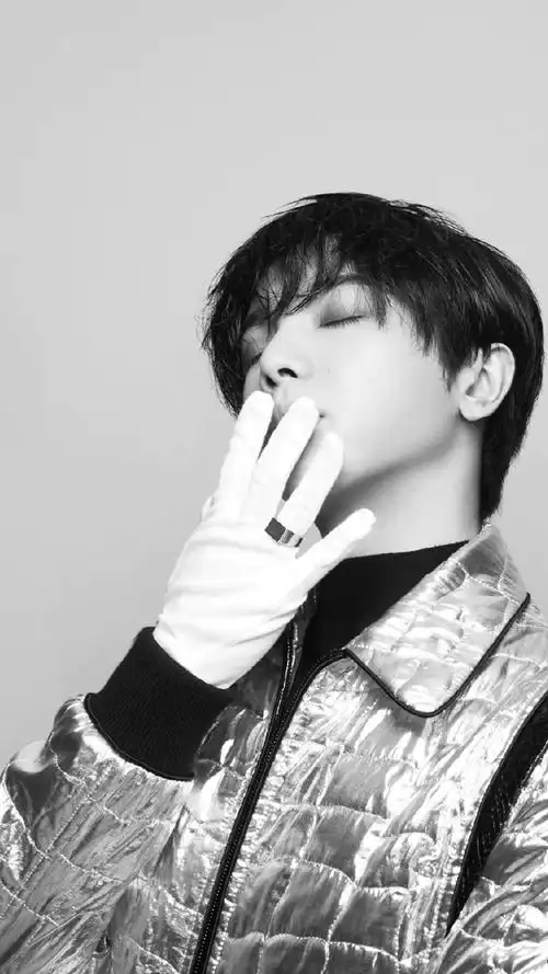 华晨宇帅气写真手机壁纸