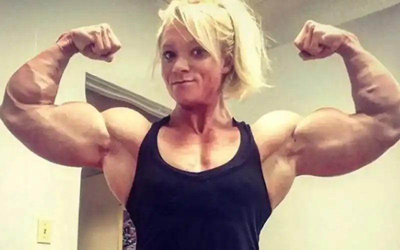 肌肉美女杰西卡马丁大肌肉女健美运动员