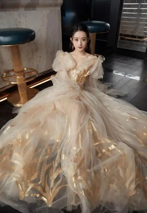 赵丽颖礼服裙高清图片赵丽颖有哪些惊艳全场的礼服照