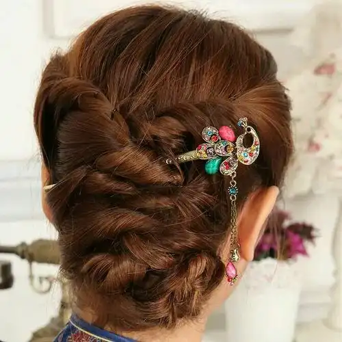 怎么用簪子盘古装发型,图