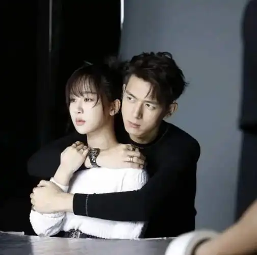 杨紫连续五年为李现庆生,诠释娱乐圈的深厚友谊|吴桐|张一山|王俊凯