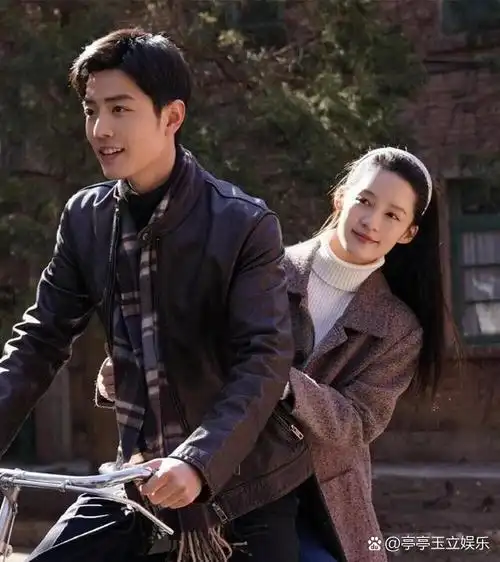 其他流量明星为撕资源打得不可开交,而肖战与李沁这对搭档却已悄然