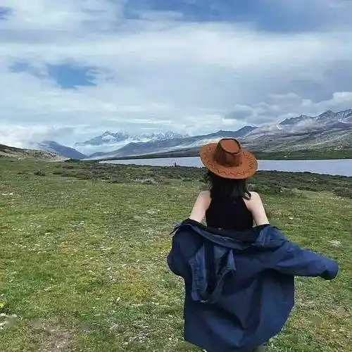 真人女头 | ins冷淡风女生头像吖_很漂亮_爱意_爱的