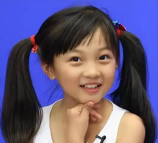 "交换人生"15年后,林妙可杨沛宜的人生差距,一个是天一个是地_张艺谋