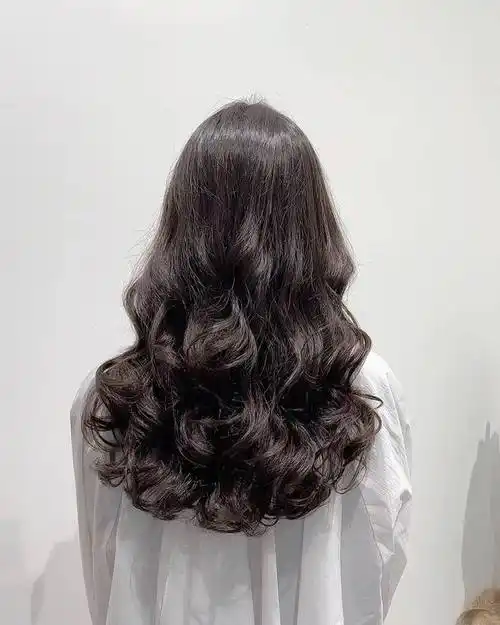 女人不论年龄大小,留长发一定试试半头烫,自然时尚显气质|发型|烫发