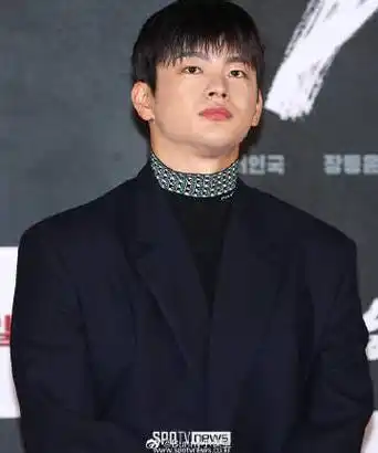 徐仁国胖了#下颌线都看不见了,帅哥发生啥了,徐仁国胖了好多啊67