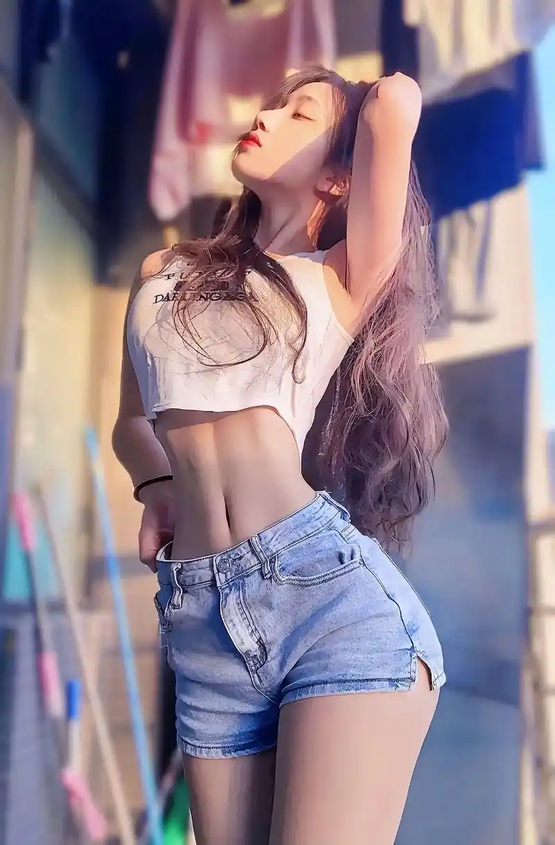 你会每天想我一次么? #谁还不是小腰精 #这谁顶得住啊  # - 抖音