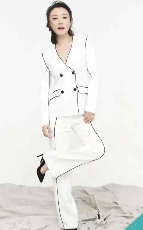 王晴经纪人于先生代言费云洋传媒18122008882