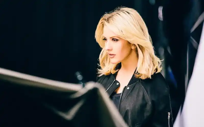 ellie goulding live合辑