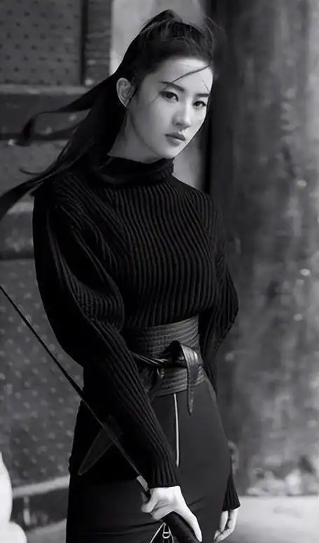 21年后,再看的刘亦菲的处境,才明白为啥金庸,胡歌会把她夸上天