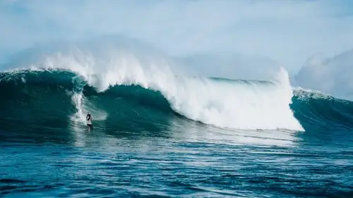 高清的海浪图片大图-风景壁纸-高清风景图片-娟娟壁纸
