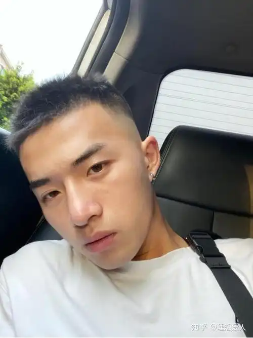 男生应该怎么样才能养出一个好皮肤