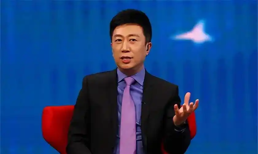 参考电视主持人陈伟鸿:对话精英胜读书 网民网电视《对话》开年特别