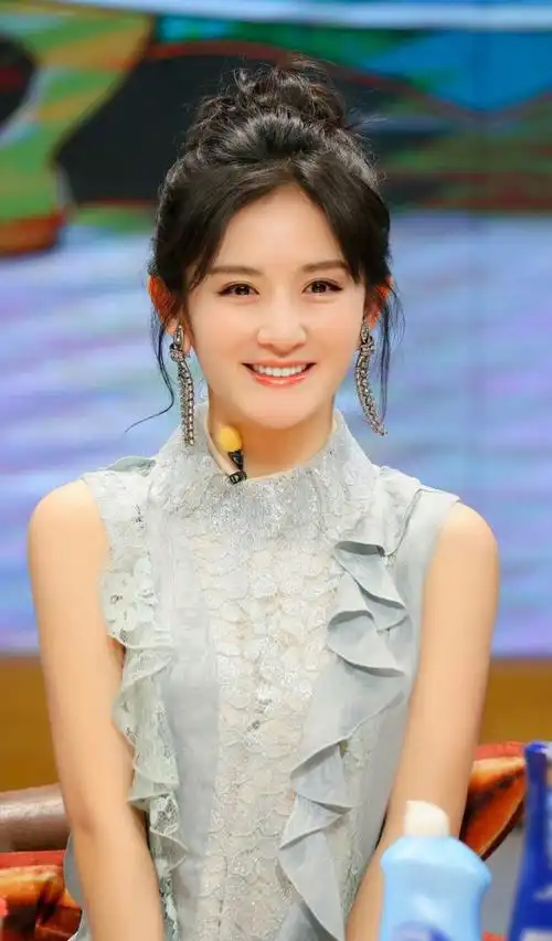 谢娜说生完孩子长高了