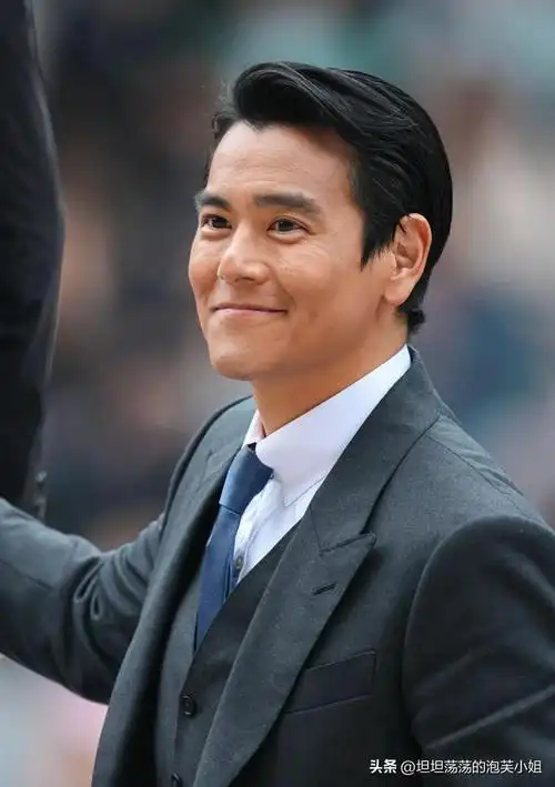 彭于晏不是很自律的吗?怎么胖成这样了?瞬间让我没有容貌焦虑了