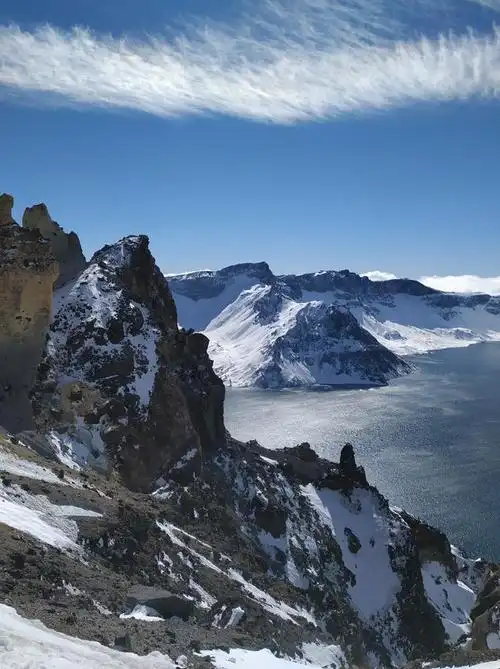 吉林长白山,如仙界一般让人羡慕不已,是国家森林公园值得去游玩