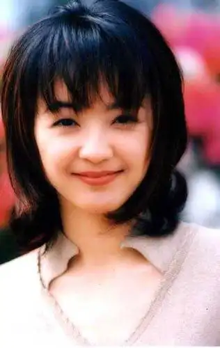 诞生香港著名女歌手陈慧娴出生