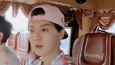 哈哈哈哈哈第4季02 幕后:鹿晗被车颠困了 陈赫吃货已上线