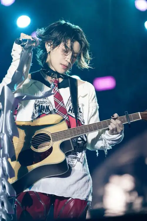 汕头superlive音乐嘉年华##小鬼王琳凯音乐节