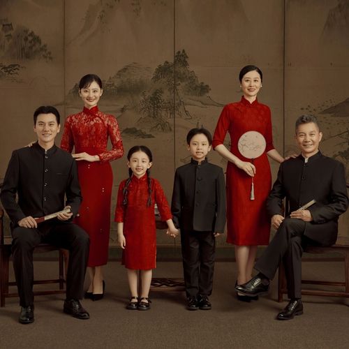 新款旗袍新中式全家福拍摄服装一家六口中国风写真照摄影亲子套装