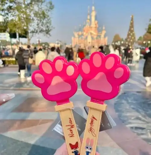 已收手拍板疯狂动物城爪爪冰棍