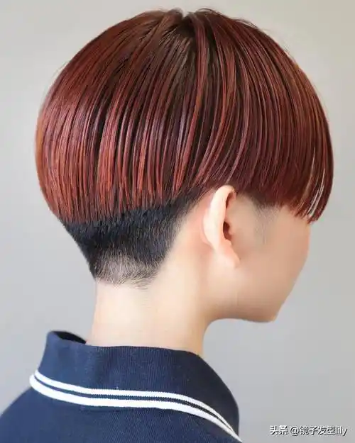 女人过了40岁,后脖铲短短发,利落清爽美美哒_女性_发型_生活