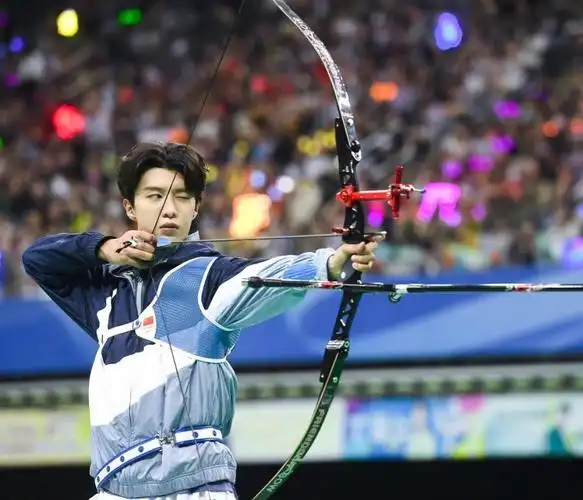 范丞丞范丞丞射箭范丞丞十环