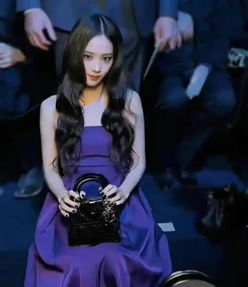 章子怡时装周发布会现场不再有!