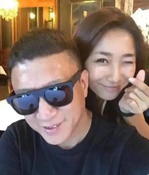 孙红雷"藏"了6年的老婆,原来是我们熟悉的她,身高1.77