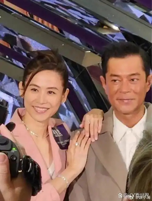 古天乐宣萱同框,两人都是53岁.