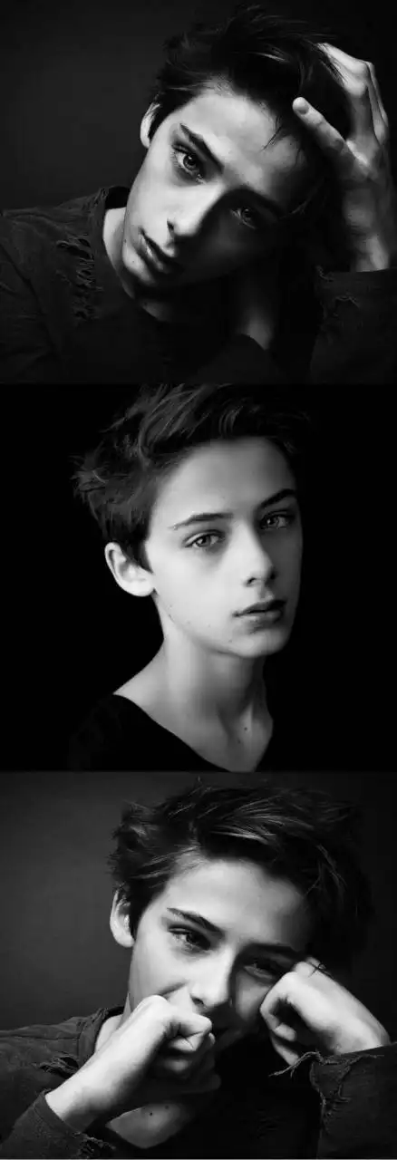 图片男孩帅气真实(被称为世界最帅的小男孩来看看吧)