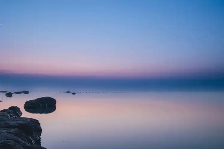 虽然是35的镜头,但是勉强能拍拍风景.#佳能r6  #35mm  #佳能微单