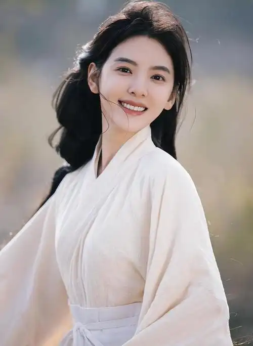 章若楠古风白衣头戴幕帘, 优雅范十足!|古装|写真_网易订阅